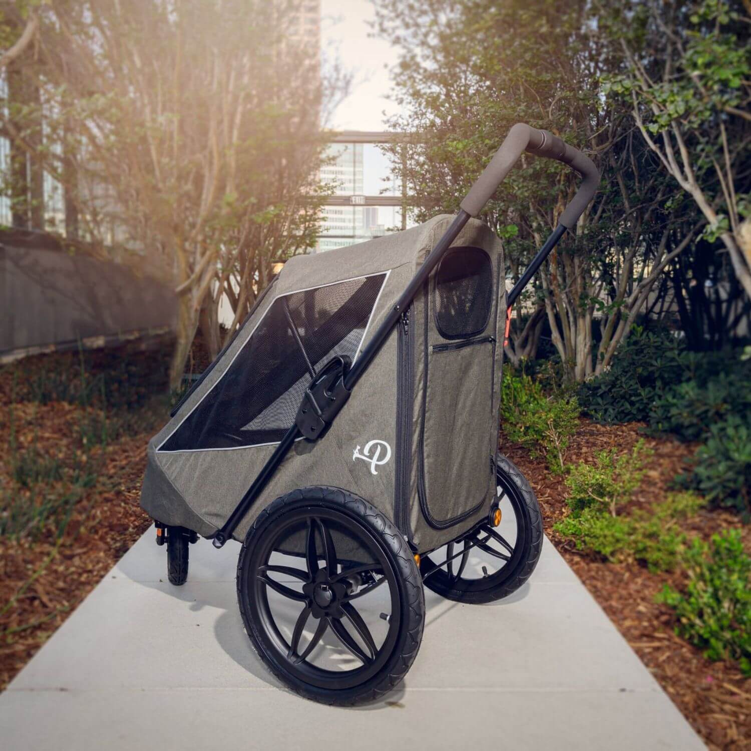 petique breeze dog stroller Petique Breeze Jogger for Large Dogs Free Shipping to USA – Pousse Pitou